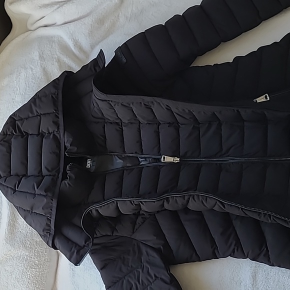 DKNY Women's Long Puffer Coat - Picture 5 of 9